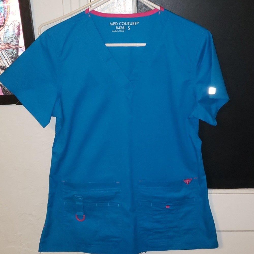 Med couture scrub top